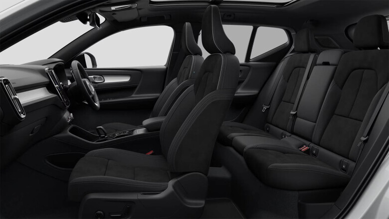 Volvo XC40 2.0 B4P Ultra Black Edition 5dr Auto Petrol Estate